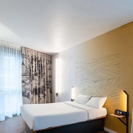 Lille D'ascq Grand Stade 3 Etoiles Вильнёв-д'Аск