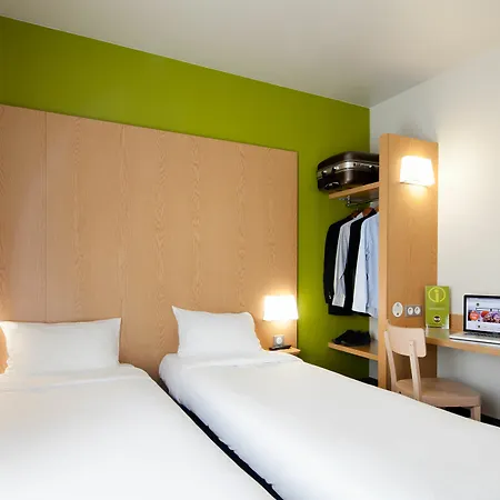 Lille Grand Stade Hotel