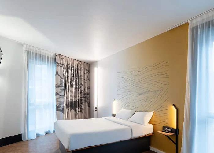 Lille D'ascq Grand Stade 3 étoiles Villeneuve-d'Ascq